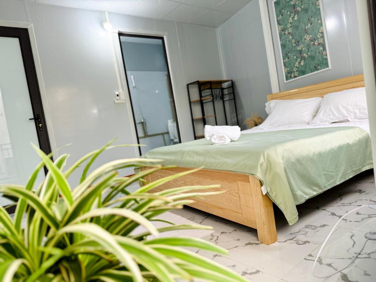 Local Me - Exclusive Centre Room Hai Phong Exterior photo